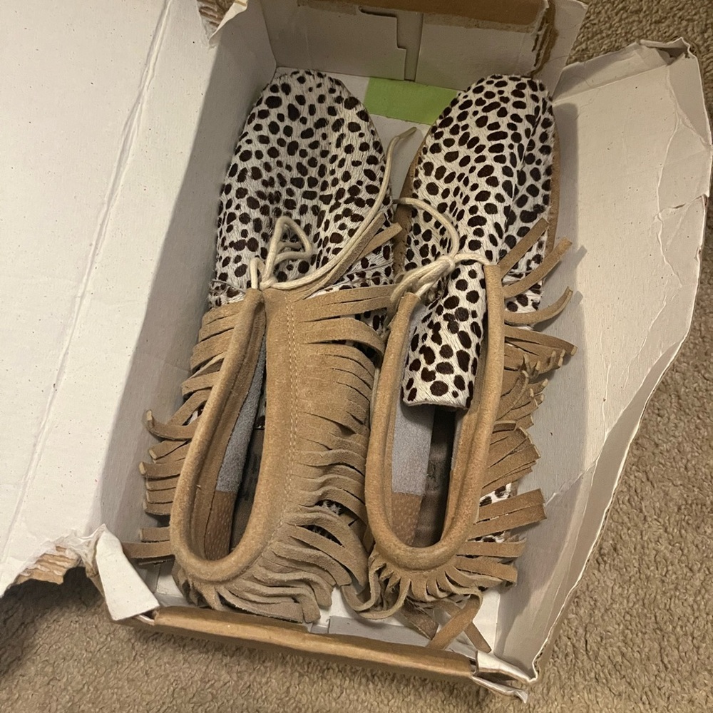 Women’s moccasins size 8
